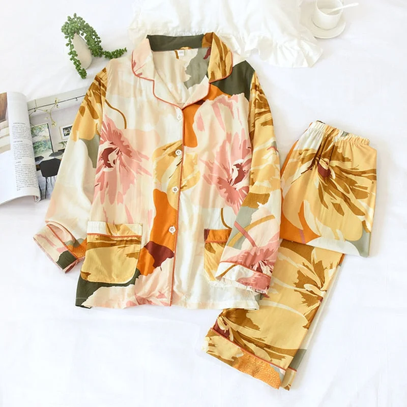 8 Home Suit
