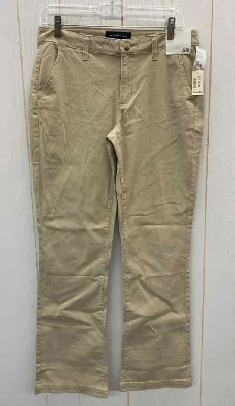 Aeropostale Khaki Womens Size 6 Pants Classic Cropped Pants
