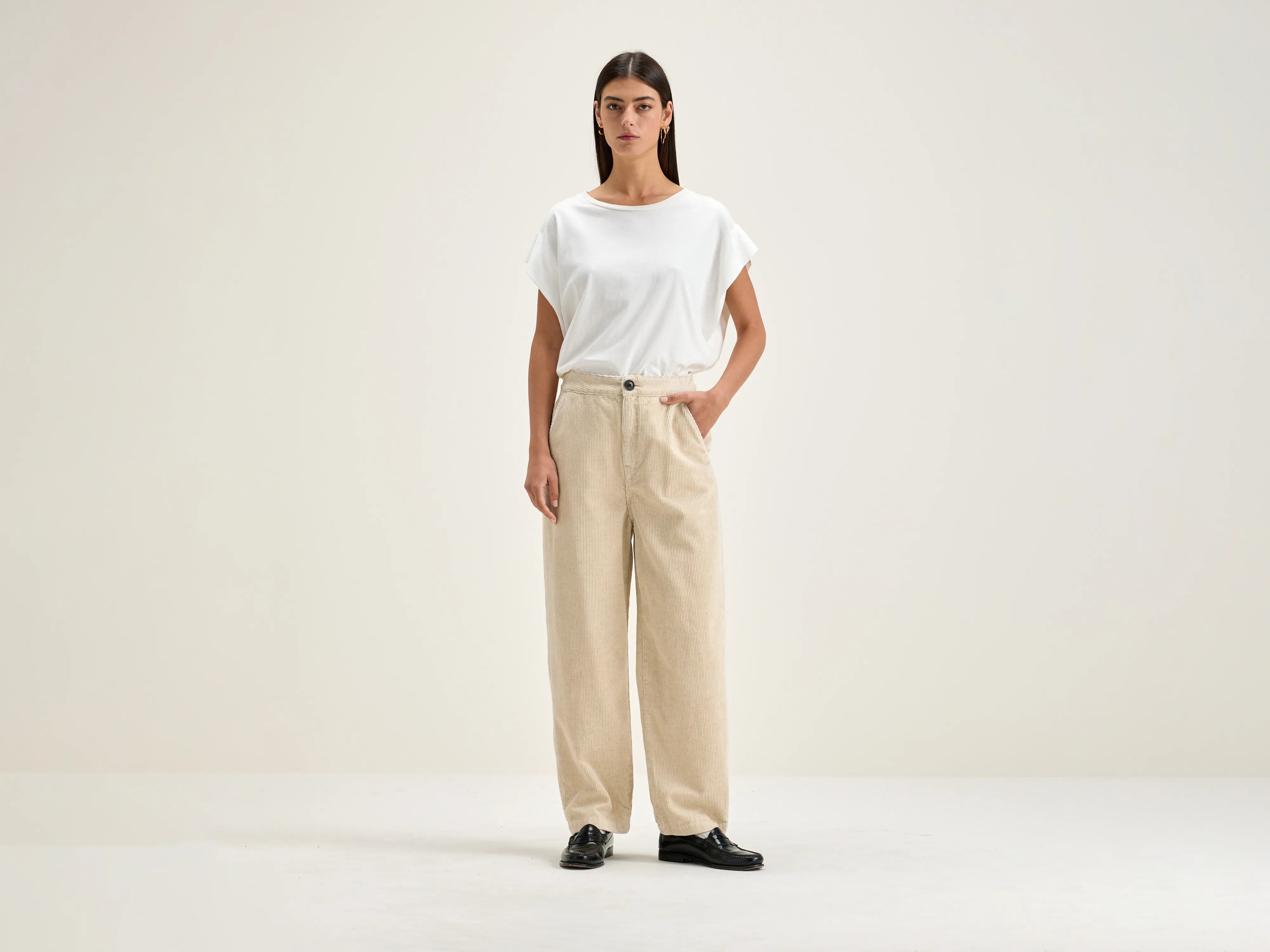 Pasop Pants (251 / W / CALCAIRE) Comfy Athletic Pants