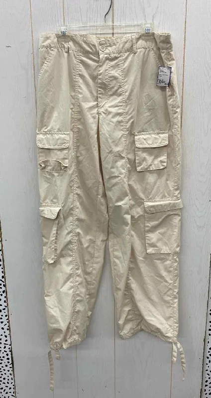 Charlotte Russe Cream Womens Size 10 Pants Fashionable Tapered Leg Pants