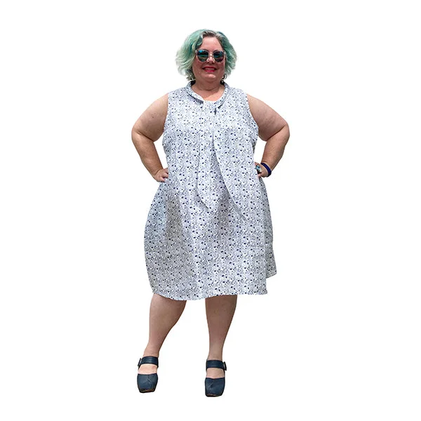Plus Size Tess Tie Dress with pockets