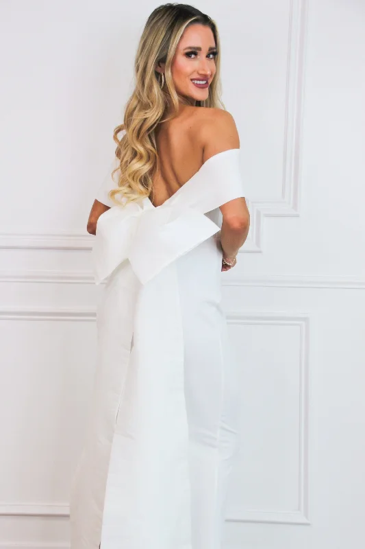 Carolina Bride Off Shoulder Bow Back Maxi Dress: White Trendy Maxi Dress with Straps Carolina Bride Off Shoulder Bow Back Maxi Dress: White Trendy Maxi Dress with Straps