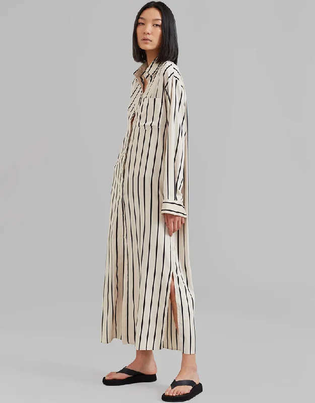 Designer Party Wear Maxi Dress Cream Heavy Organza Silk Maxi Dress Elegant Tiered Maxi Dress Designer Party Wear Maxi Dress Cream Heavy Organza Silk Maxi Dress Elegant Tiered Maxi Dress