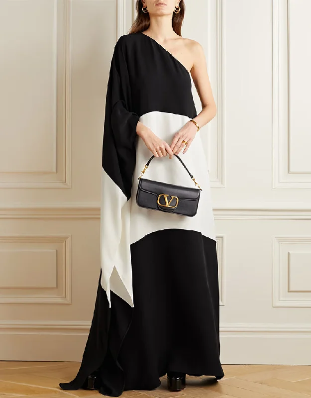 Designer Party Wear Readymade Maxi Dress Black Fluid Crepe Silk Suit Classic Solid Maxi Dress Designer Party Wear Readymade Maxi Dress Black Fluid Crepe Silk Suit Classic Solid Maxi Dress