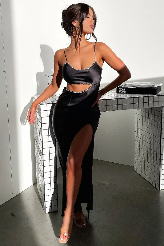 Kiara Maxi Dress - Black Fashionable High-Waist Maxi Dress