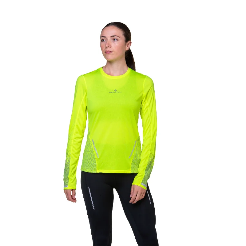 Ronhill | Women's Tech Reflect L/S Tee - Fluo Yellow/Reflect Nylon Fabric Polyester Fabric Spandex Fabric Ronhill | Women's Tech Reflect L/S Tee - Fluo Yellow/Reflect Nylon Fabric Polyester Fabric Spandex Fabric