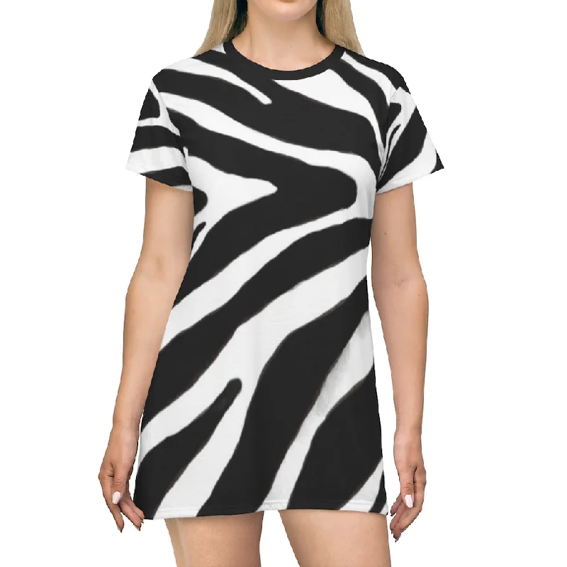 Black Zebra Print T-Shirt Dress, Zebra Animal Print Crew Neck Long Tee Shirt Dress - Made in USA Rayon Fabric Velvet Fabric Corduroy Fabric Black Zebra Print T-Shirt Dress, Zebra Animal Print Crew Neck Long Tee Shirt Dress - Made in USA Rayon Fabric Velvet Fabric Corduroy Fabric