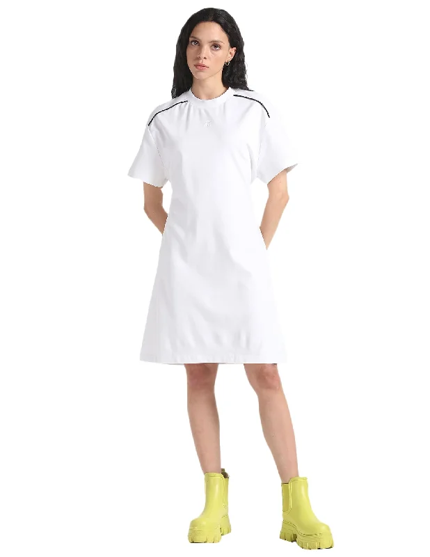 Calvin Klein Women's Viscose T-Shirt Dress Knee-Length J221121YAF_Bright White Modern Contemporary Chic Calvin Klein Women's Viscose T-Shirt Dress Knee-Length J221121YAF_Bright White Modern Contemporary Chic