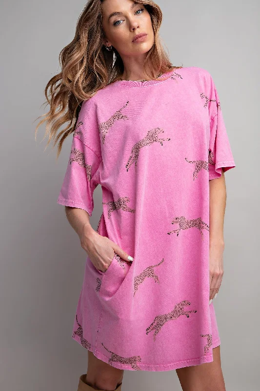 Easel Mineral Washed T-Shirt Dress with Cheetah Details in Barbie Pink Polka Dot Checkered Tartan Easel Mineral Washed T-Shirt Dress with Cheetah Details in Barbie Pink Polka Dot Checkered Tartan