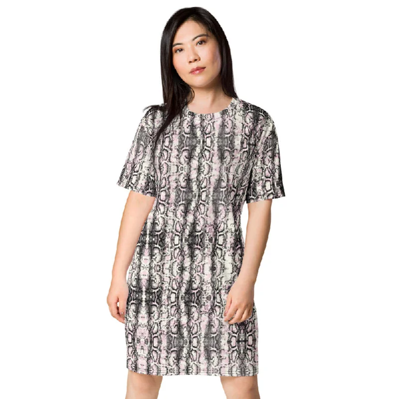 Snake Print Women's T-shirt dress, Snake Python Skin Printed T-shirt Dress For Ladies-Made in USA/EU Boxy Fit Fitted Loose Snake Print Women's T-shirt dress, Snake Python Skin Printed T-shirt Dress For Ladies-Made in USA/EU Boxy Fit Fitted Loose
