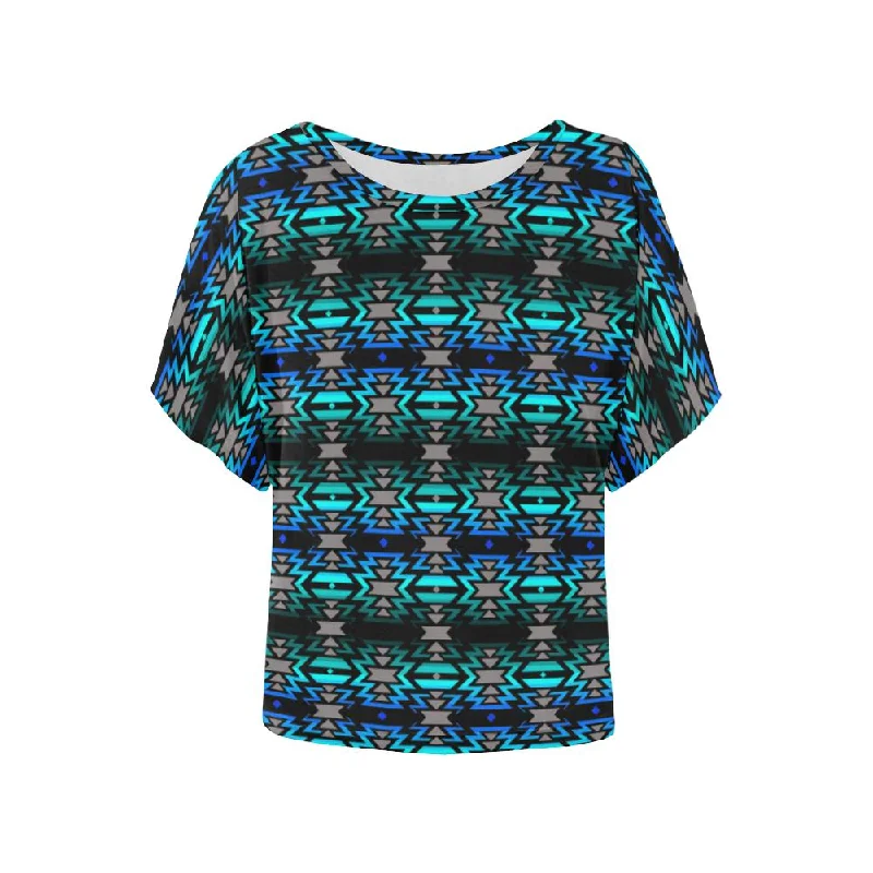 Black Fire Northern Lights Women's Batwing-Sleeved Blouse T shirt Peter Pan Collar Blouse