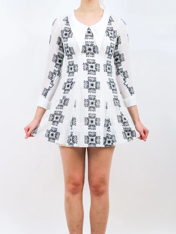 1960s Black and White Cotton Mini Dress Trendy A-Line Mini Dress