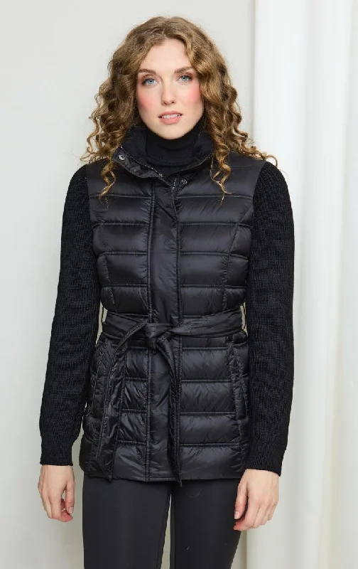 Michael Kors- Packable Down, Mixed Media Jacket Tailored Jacket Straight Jacket A-Line Jacket Michael Kors- Packable Down, Mixed Media Jacket Tailored Jacket Straight Jacket A-Line Jacket
