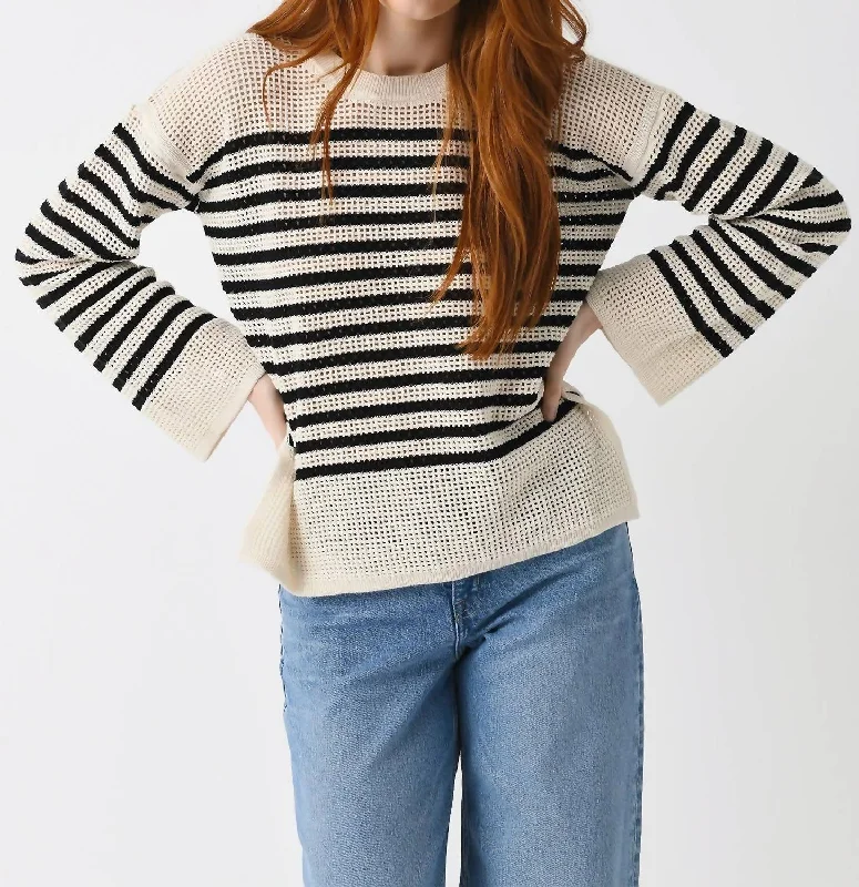 Candabelle Sweater In Ecru/noir Sweater Knitwear Pullover