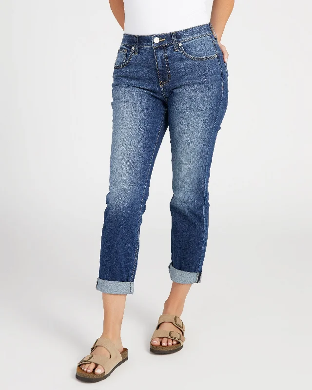Petite Carter Girlfriend Jeans Trendy Low-Rise Bootcut Jeans