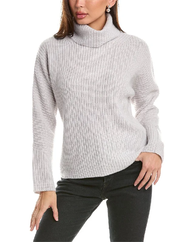 Forte Cashmere Luxe Cozy Turtleneck Wool & Cashmere-Blend Sweater Welt Pockets Slit Pockets Flap Pockets