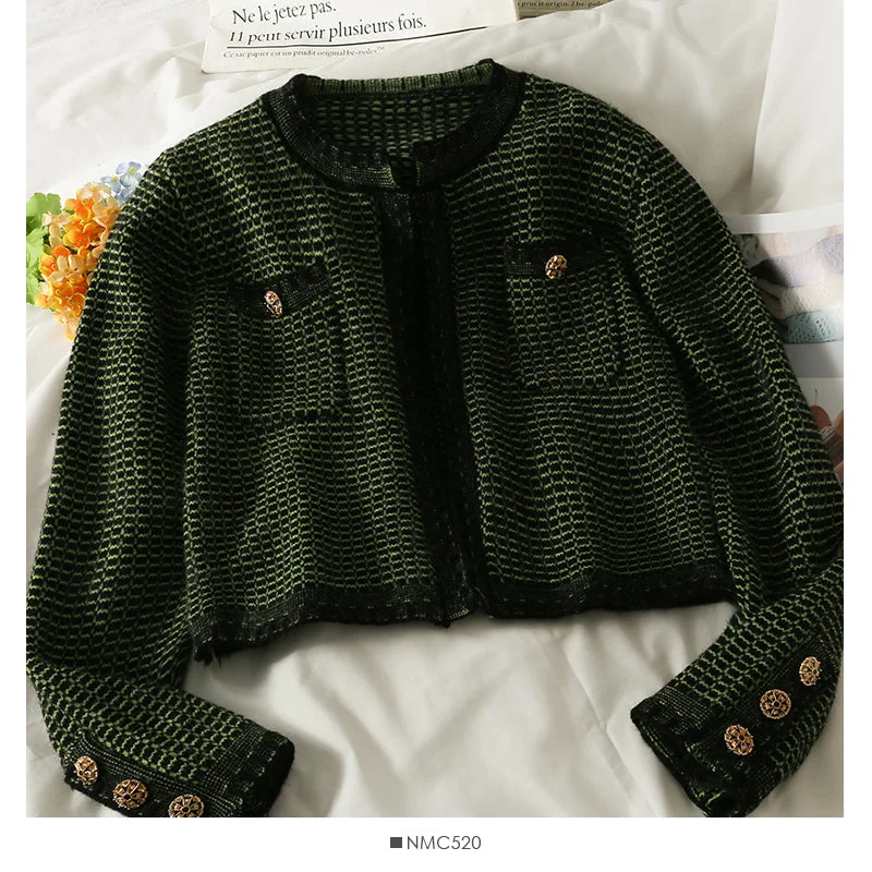 Hong Kong retro short slim round neck sweater for women 2074 Slim Fit Regular Fit Oversized Hong Kong retro short slim round neck sweater for women 2074 Slim Fit Regular Fit Oversized