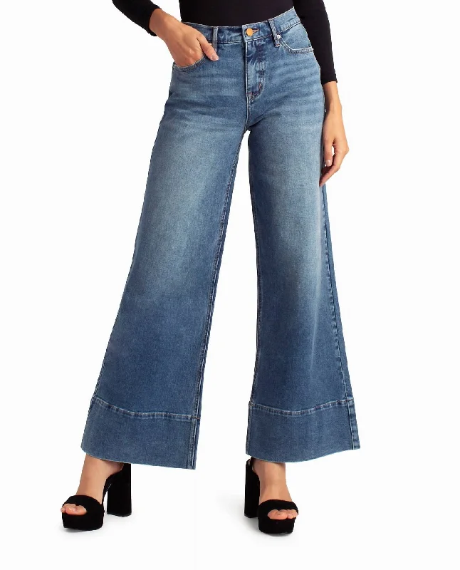 Hudson Yards Mid Rise Wide Leg Jean In Dark Blue Fashionable Frayed Hem Denim