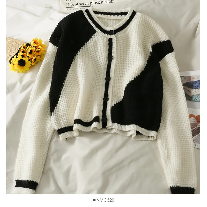 Korean contrast stitching short single breasted outer sweater 2045 Slim Fit Regular Fit Oversized Korean contrast stitching short single breasted outer sweater 2045 Slim Fit Regular Fit Oversized