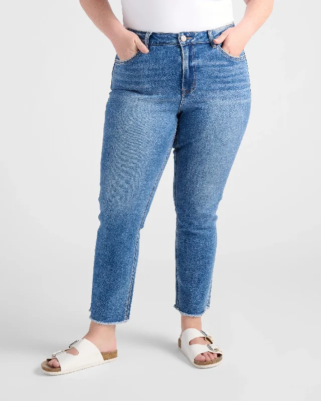 Plus Size Mid Rise Cropped Straight Leg Jeans Stylish Slim Fit Denim