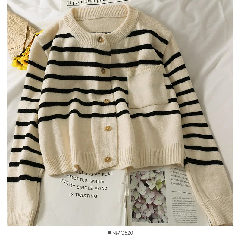 Stripe short loose thin single breasted cardigan women's sweater 2006 Machine Wash Dry Clean Hand Wash Stripe short loose thin single breasted cardigan women's sweater 2006 Machine Wash Dry Clean Hand Wash