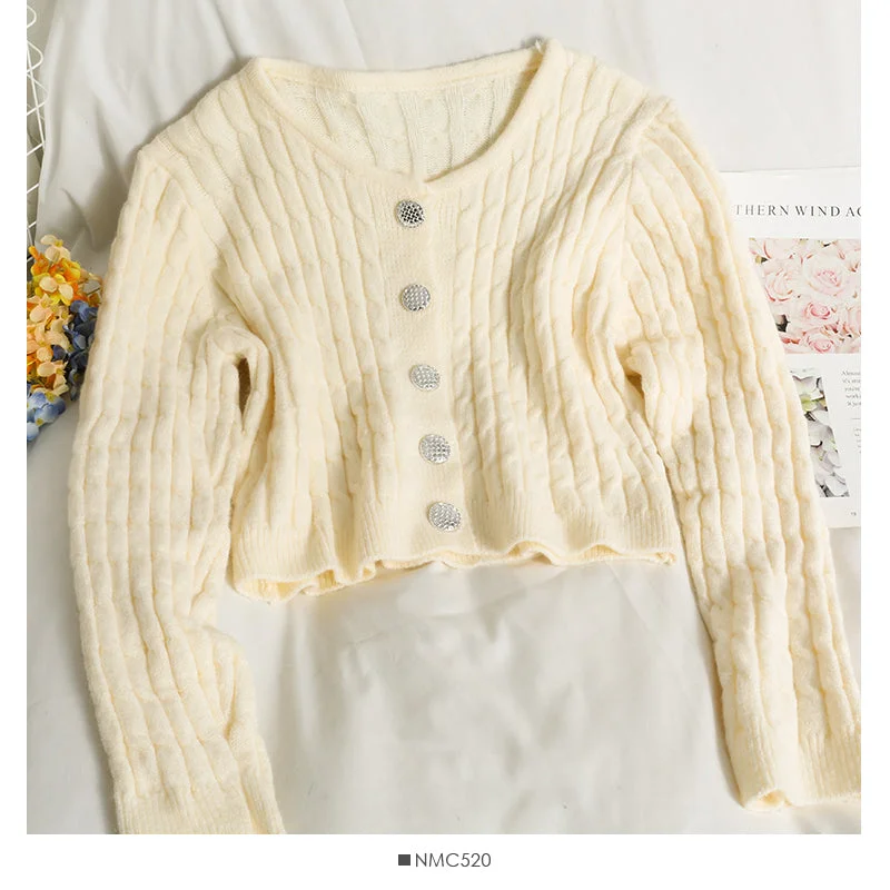 Sweater women's autumn short single breasted long sleeved cardigan top 1970 Oversized Loose Flowy Sweater women's autumn short single breasted long sleeved cardigan top 1970 Oversized Loose Flowy