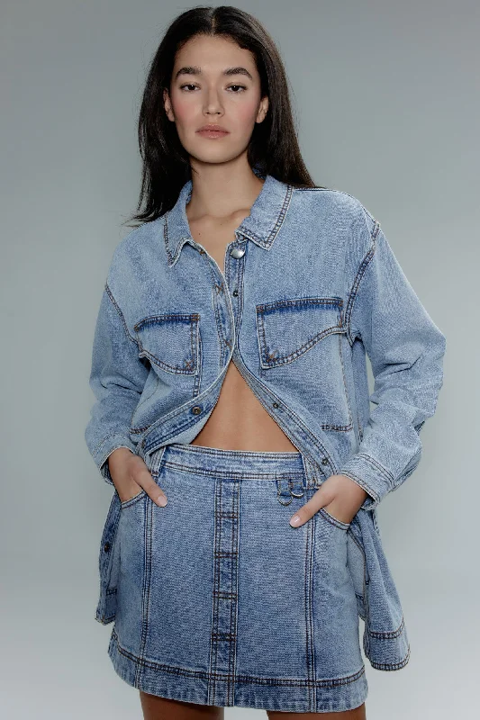 Corie Low Waisted Mini Skirt zip skirt side