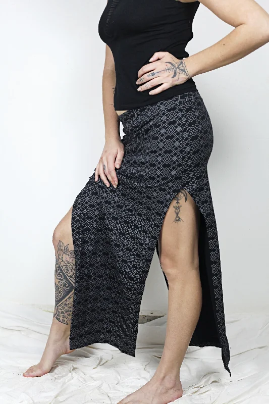 Geometric pattern Openside skirt midi skirt versatile