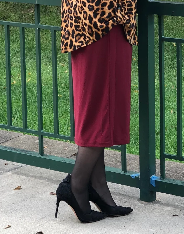 Pencil Skirt Burgundy slim fit skirt
