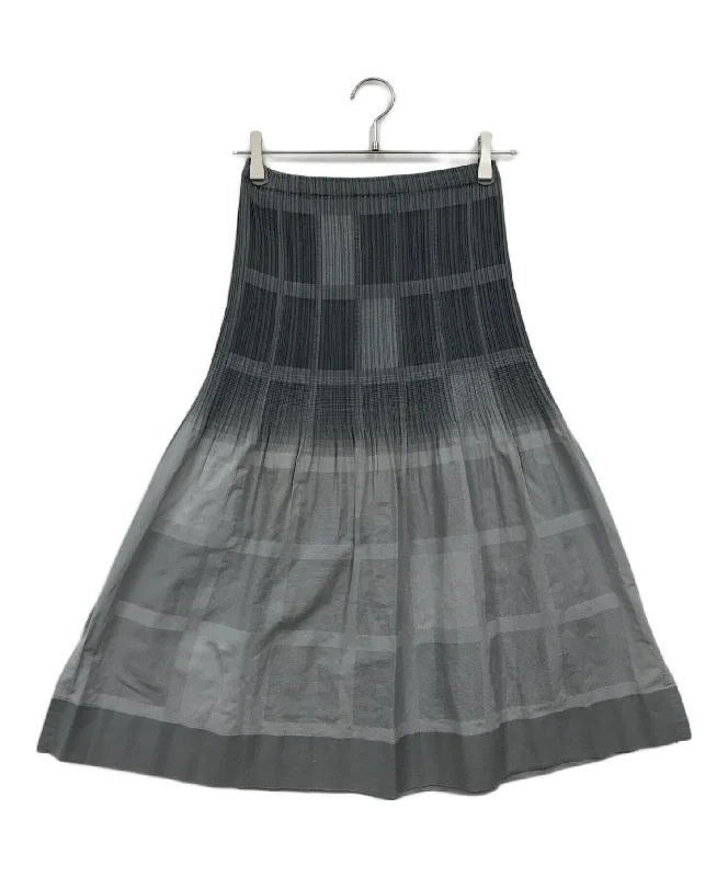 [Pre-owned] ISSEY MIYAKE Gradient Check Pleated Skirt IM11FG235 lace skirt romantic