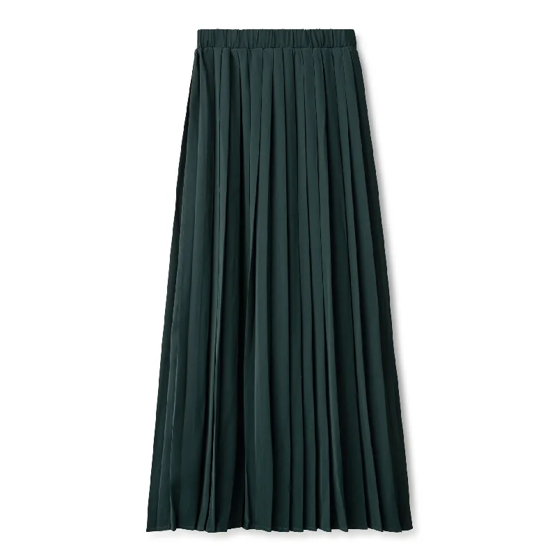 Pleated Skirt In: Green pleated skirt texture