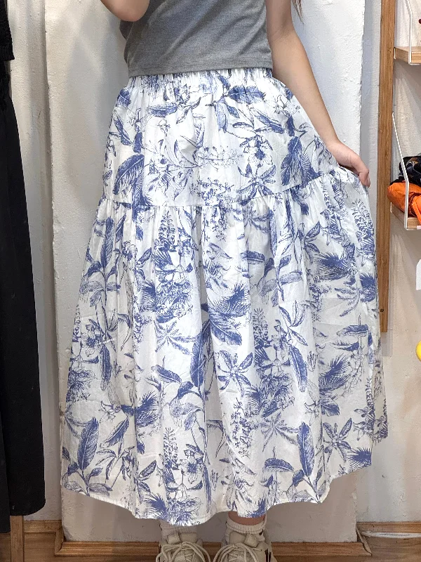 Fresh summer blue skirt tiered skirt playful